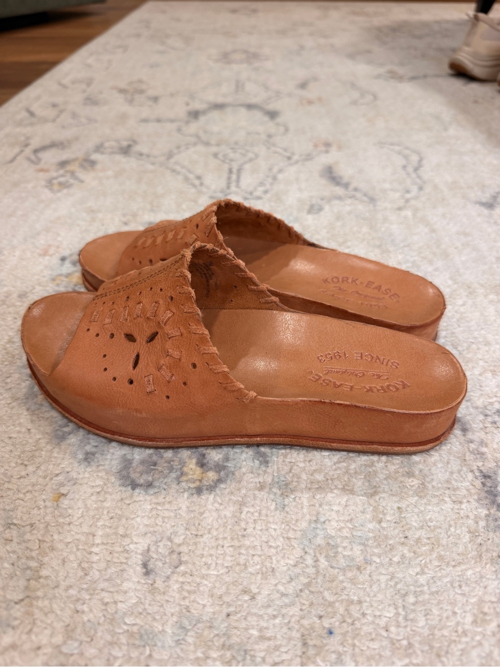 Kork-Ease Women's Brown Leather Open-Toe Slip-On Mules